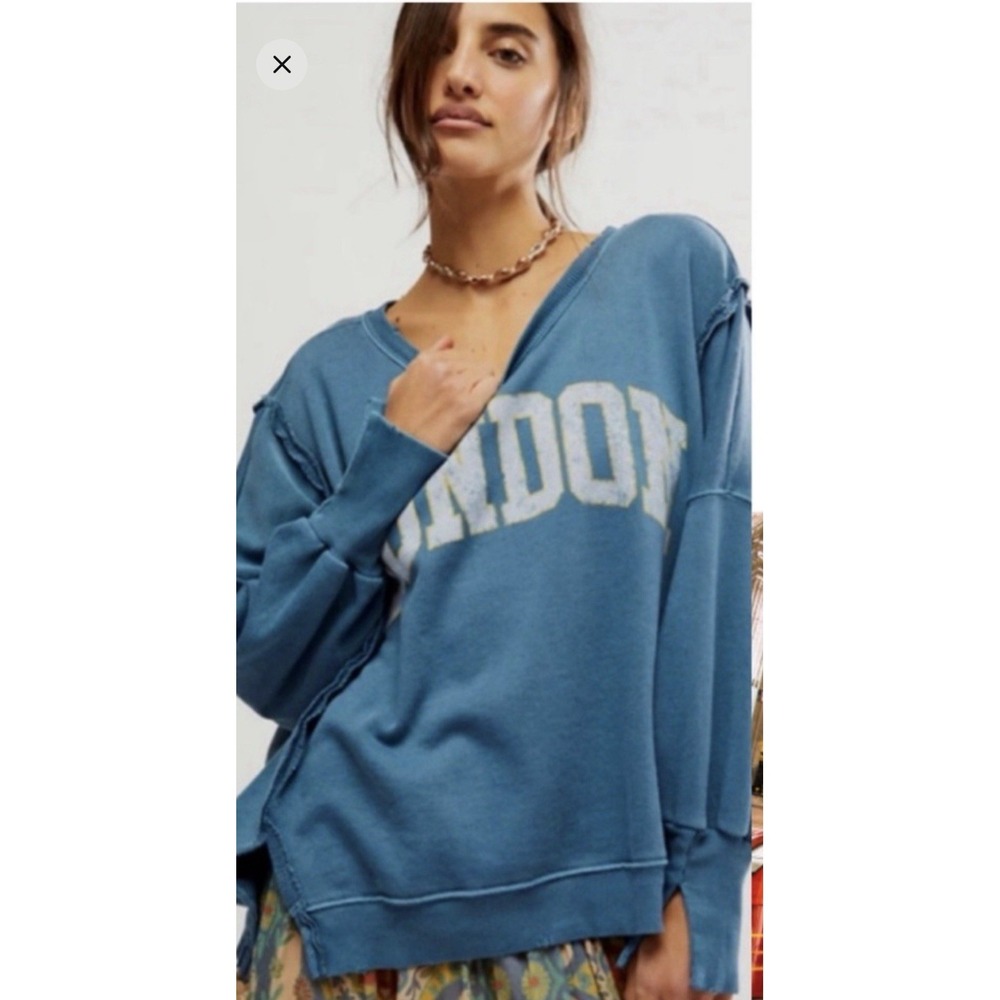 free people we the free graphic camden‎ sweatshirt London Size Small navy combo